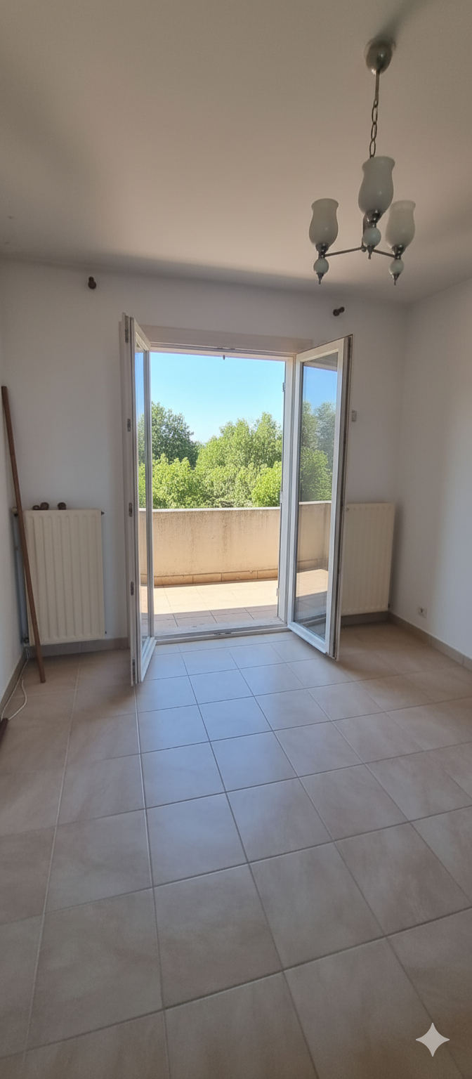 Maison-a-vendre-Montpellier-Camargue-chambre-jardin-1
